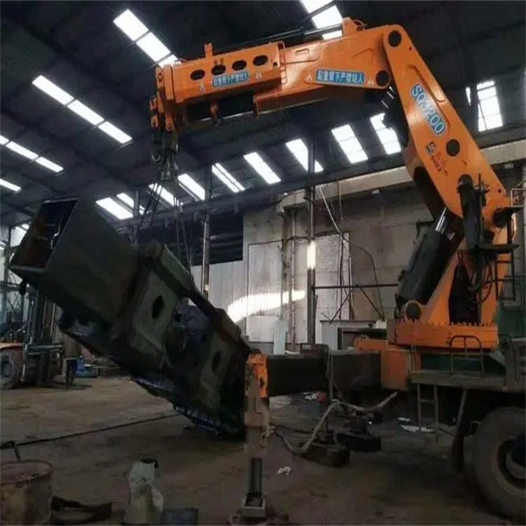 宁波海曙130吨折臂吊车出租吊机租赁附近电话